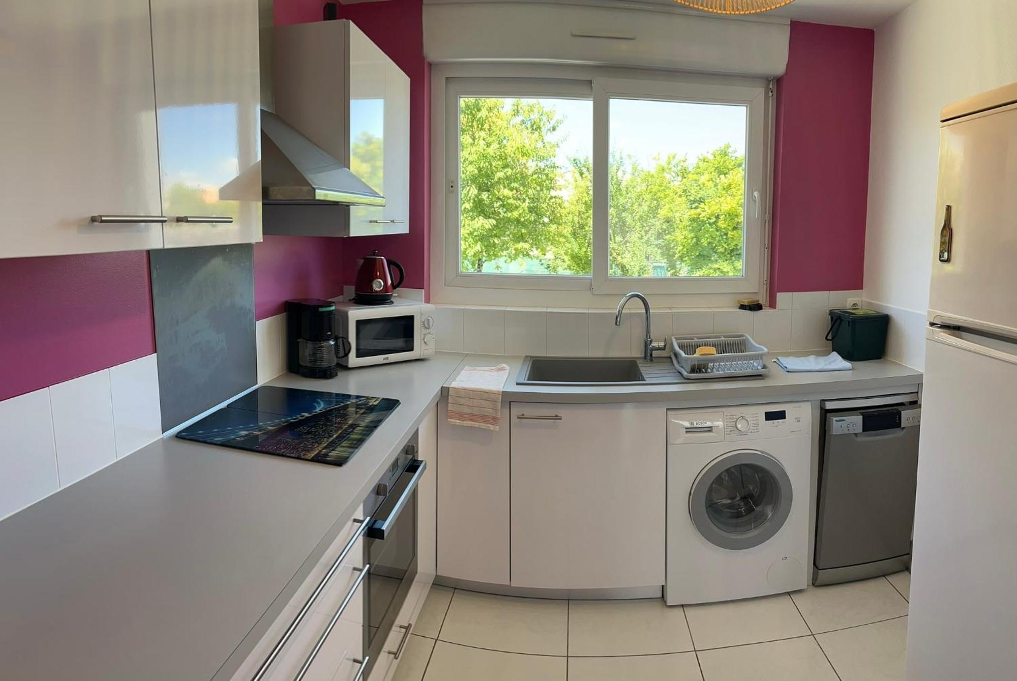 5Min Futuroscope 80M2 - 3 Chambres - Parking Prive - Wifi - Jardin Chasseneuil-du-Poitou Dış mekan fotoğraf